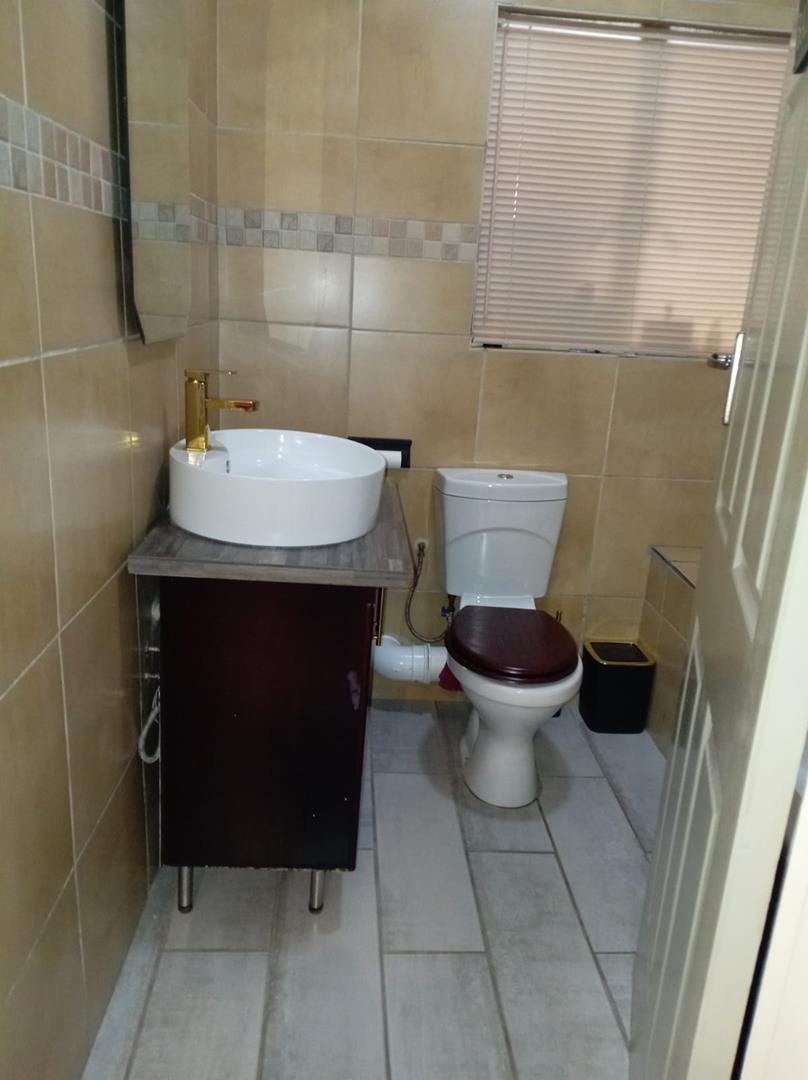 To Let 3 Bedroom Property for Rent in Idasvallei Western Cape
